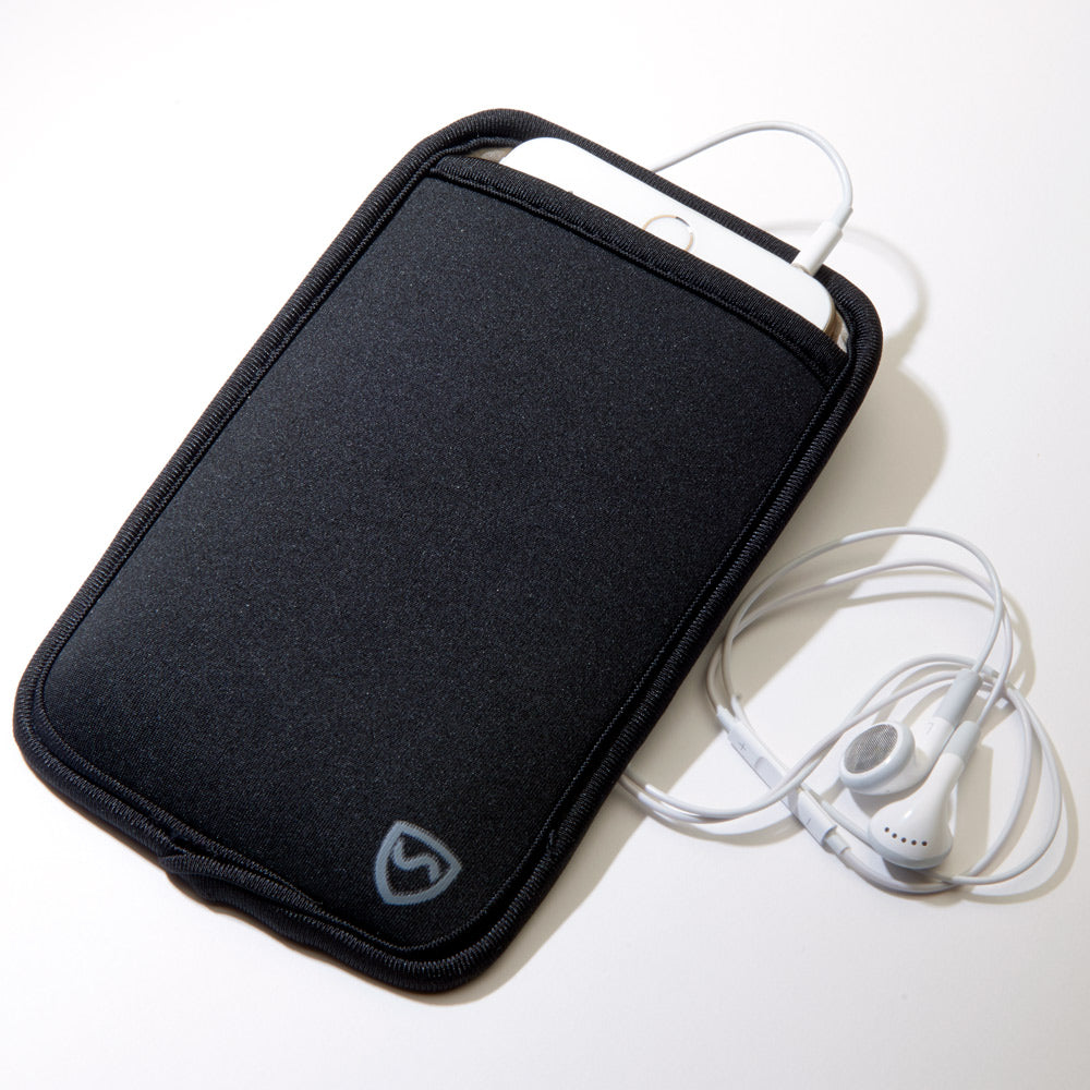 SYB Phone Pouch in black